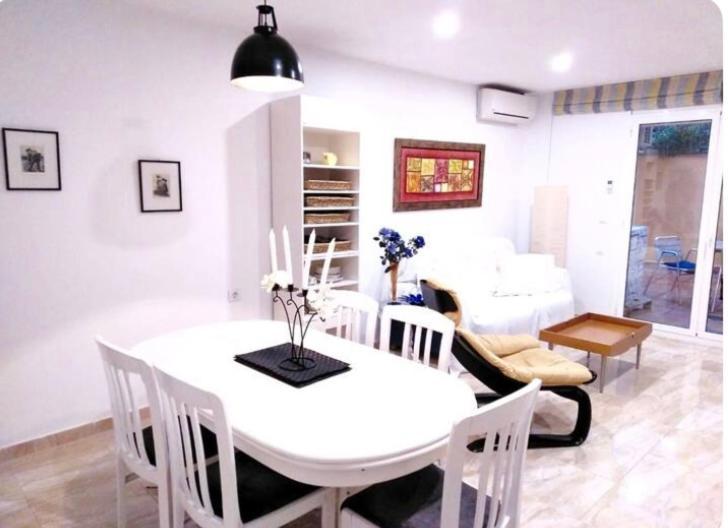 Warm Apartment - Lerida Buitenkant foto